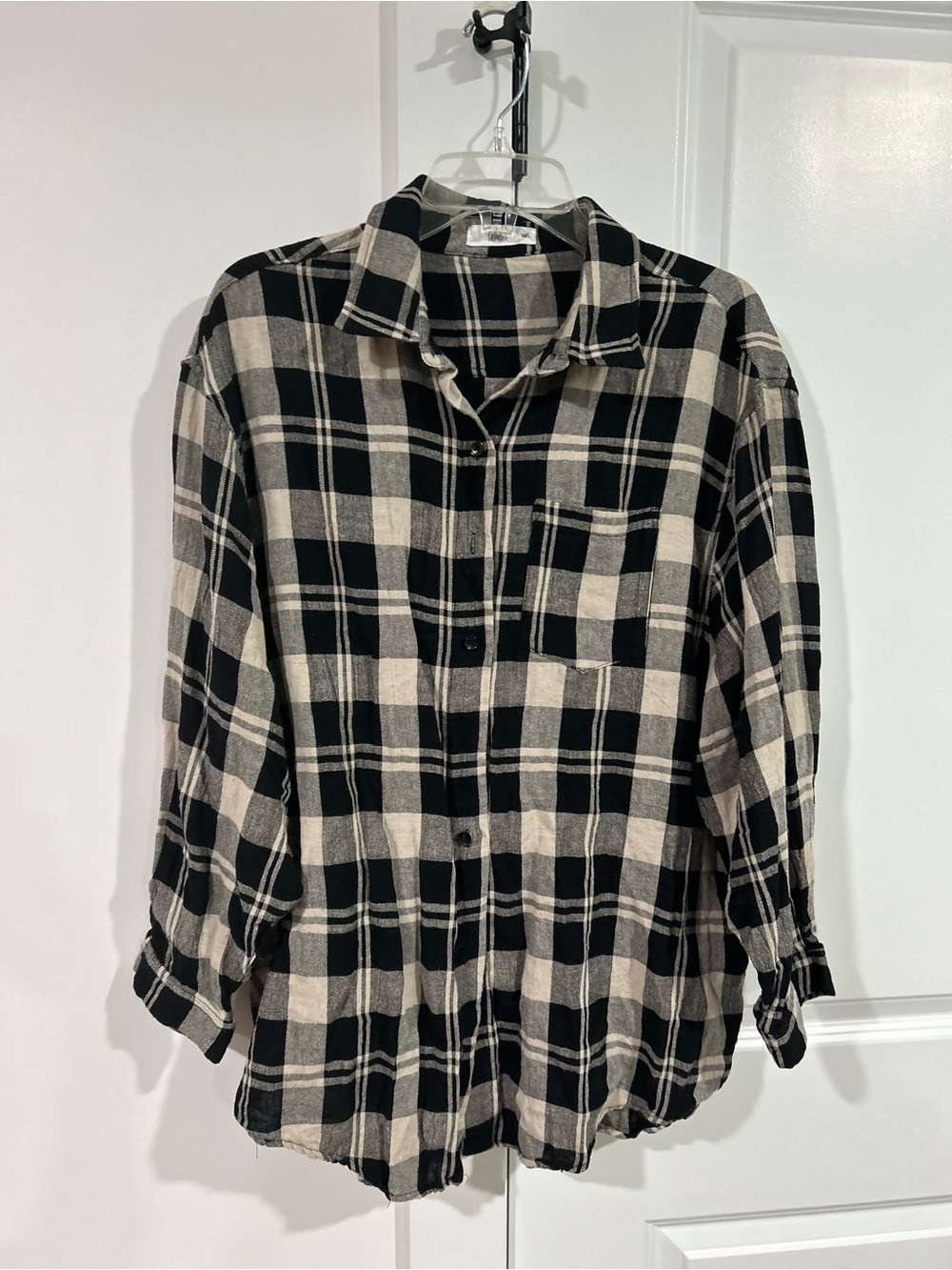 TALULAH Black and Cream Plaid Button-Down Shirt